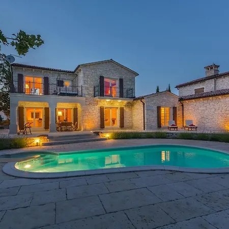 Flora Near Porec With Tennis Court Villa *