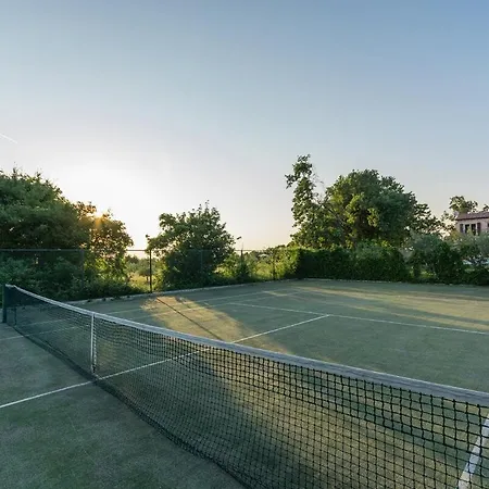 Villa Flora Near Porec With Tennis Court *